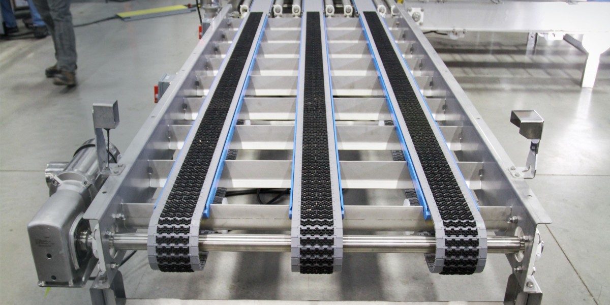 "The Role of Chain Conveyors in Efficient Warehouse Operations"